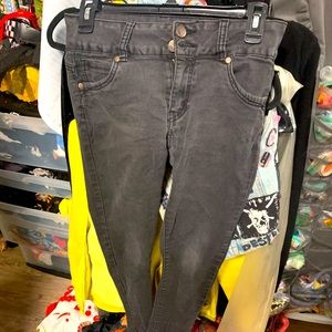 SIZe 7*** jeans black straight leg skinny